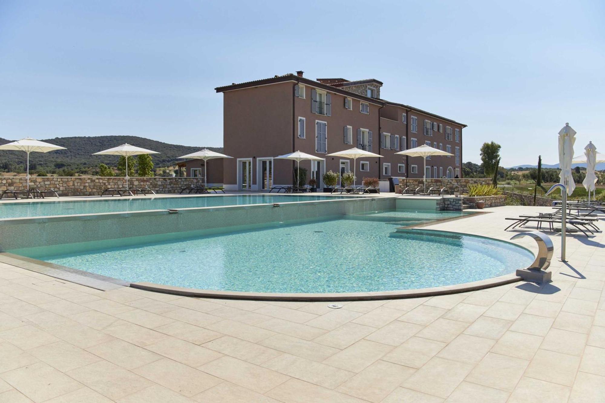 Riva Toscana Golf Resort & Spa Follonica Exterior foto
